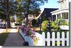 Cobb House Apartments neighbors
